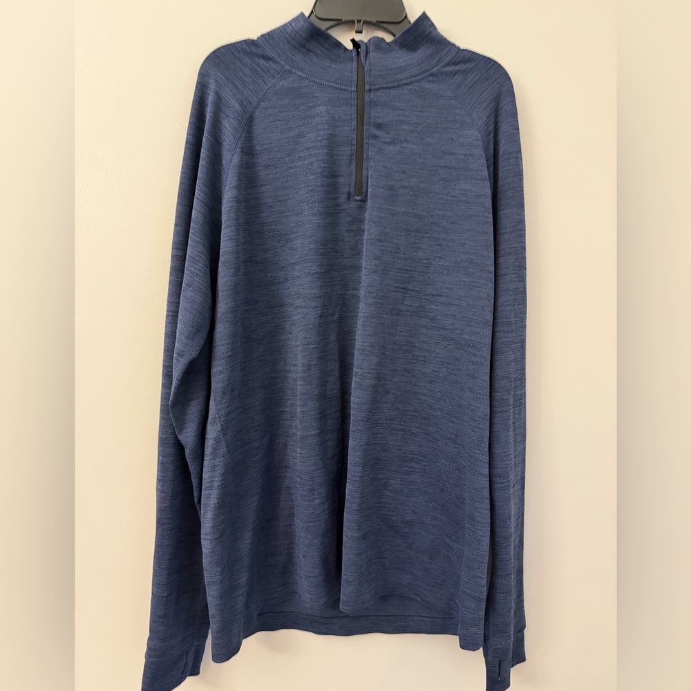 Fabletics 1/4 zip pullover - navy - men’s large #A825